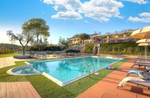 Camerano House | Villa Gens Camuria: Rated 9.6/10 with Pool & Ocean Views