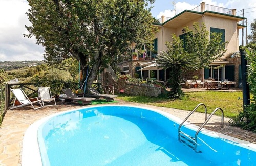 Schiazzano Villa | Inviting Villa with Pool & Sea Views Close to Town