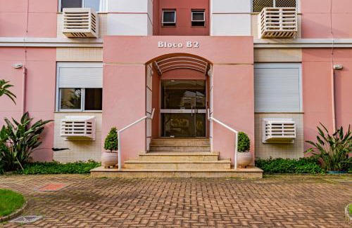 Ingleses Norte Apartment | Villa Giardino: Family-Friendly Retreat in Ingleses Norte