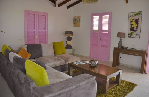 Marie-Galante Villa | Villa Gingembre T4: Oceanfront Haven with Pool Access
