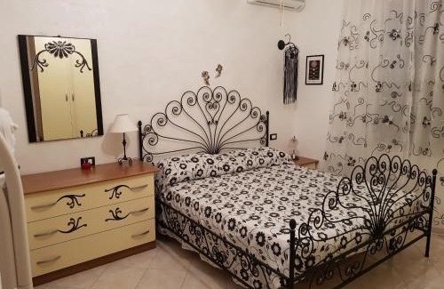 Granelli House | Relax at Villa Giorgia with Ocean Views and Private Beach