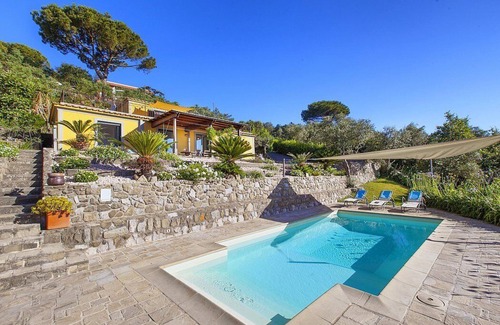 Sant'Agata sui Due Golfi Villa | Villa Gitana: Sunny Villa with Pool and Free Wi-Fi