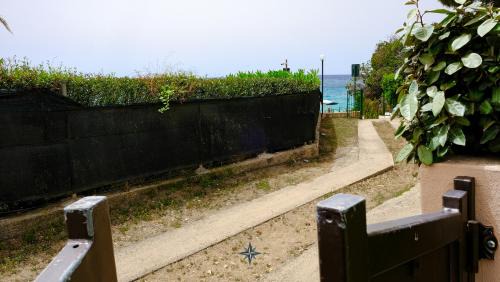 Geremeas House | Seafront Villa Giulia: Family-Friendly Retreat with Top Rating
