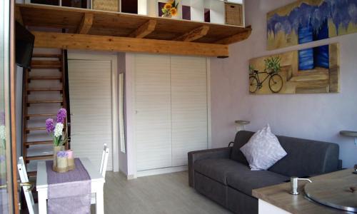 Marino House | Guest Rated 9.6: Villa Giuseppe Bernabei with Ocean View