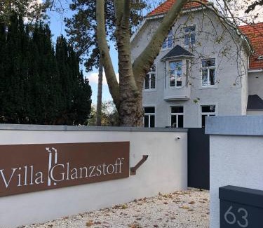 Heinsberg Hotel | Villa Glanzstoff: 4-Star Hotel with Family-Friendly Amenities