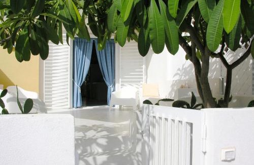San Vito Lo Capo House | Villa Glicine: Family-Friendly Escape Near the Sea