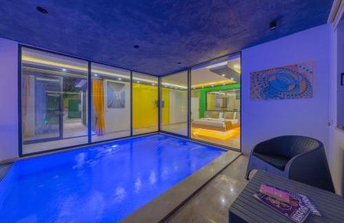 Islamlar Villa | Cozy Villa Gloss with Heated Pool & Family-Friendly Amenities