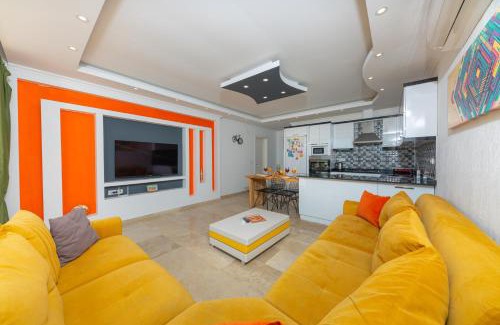 Islamlar Villa | Cozy Villa Gloss with Heated Pool & Family-Friendly Amenities