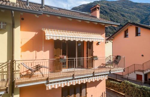 Dervio Villa | Villa Golden Lake 1 - Steps from the Water's Edge