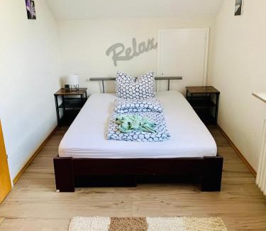 Calw House | Villa Goncalves: Family-Friendly Stay with Parking & EV Charger