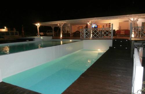 Capesterre-de-Marie-Galante Villa | Elegant Villa Alizea: Oceanfront Escape with Pool & Hot Tub