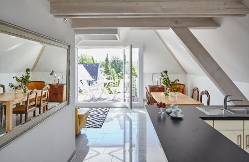 Ueberlingen Apartment | Serene Villa Grünewald: Oceanfront, Pet-Friendly Escape
