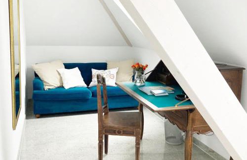 Ueberlingen Apartment | Serene Villa Grünewald: Oceanfront, Pet-Friendly Escape