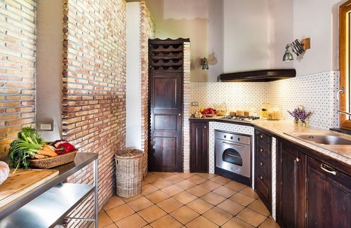 Trecastagni Villa | Experience Villa Granvia: Poolside Retreat in Catania