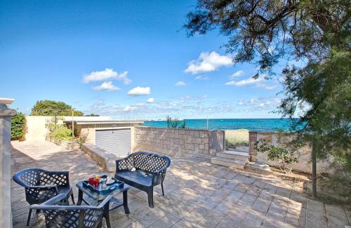 San Foca Villa | Seaside Villa Grazia - Perfect for Families and Pets