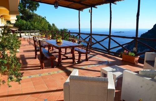 Montepertuso Villa | Villa Graziella Positano: A Slice of Coastal Paradise