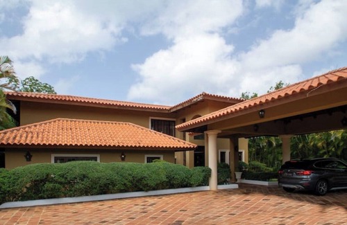 Villa Hermosa Villa | Family-Friendly Villa Grecia in Casa de Campo Awaits You