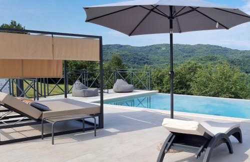 Grabri Villa | Explore Villa Green Forest with Outdoor Saltwater Pool