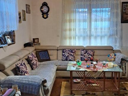 Korce Villa | Explore Villa Guçe: Family-Friendly with Kitchen Amenities
