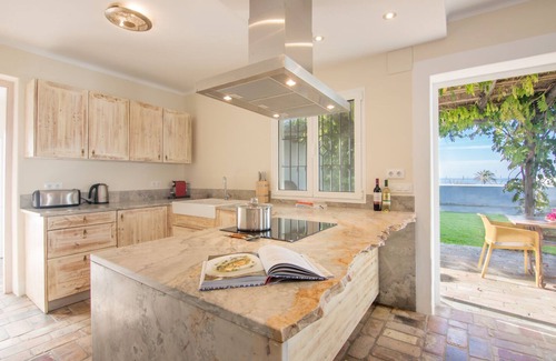 Conil de la Frontera House | Villa Guadalupe: Stylish 3-Bedroom House with Private Pool