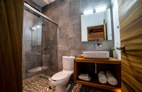 Chapala Centro Hotel | Villa Guadalupe: Oceanfront Retreat with Pool & Child Friendly