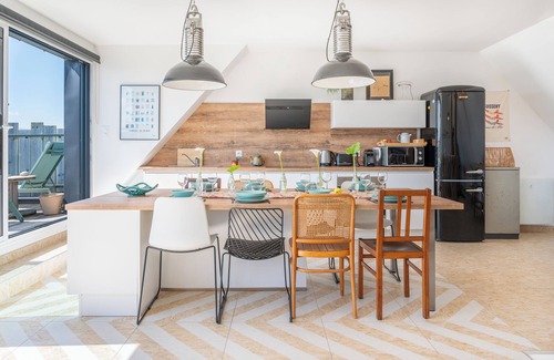 Guisseny House | Experience Villa Guissbeach: Oceanfront Spa Retreat