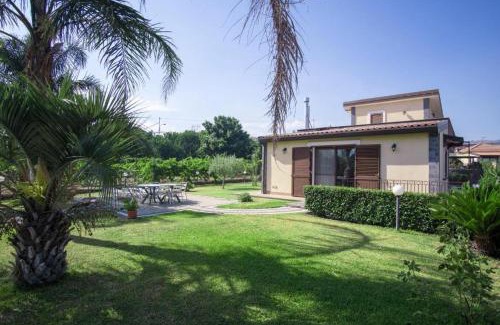 Piedimonte Etneo House | Villa Gusmano: Top-Rated Oceanfront Retreat with Pool