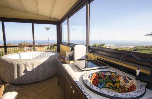 Piedimonte Etneo House | Villa Gusmano: Top-Rated Oceanfront Retreat with Pool