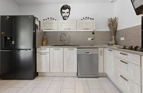 Vidauban Villa | Villa 'Hacienda': Relax with Private Pool and Pet-Friendly Amenities
