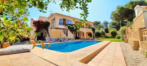 Moraira Villa | Villa Haleakala: Family-Friendly Haven with Pool Access