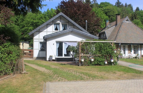 Simmerath House | Villa Hammertal: Perfect Getaway Near the Rur River
