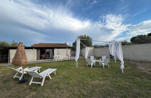 Quartu Sant'Elena Villa | Villa 'Harmony': Oceanfront Retreat with Private Terrace