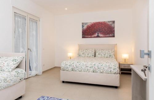 Meta House | Elegant Villa Harmony Sorrento with Ocean View & Pool