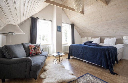 Listarum Hotel | Discover Villa Hasselbacken: Guest Rated 9.8 with Spa & Dining