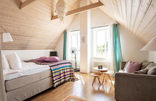 Listarum Hotel | Villa Hasselbacken: Pet-Friendly Retreat with Exceptional Reviews