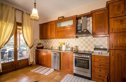 Koropi House | Villa Helios: Oceanfront Retreat with Pet-Friendly Perks