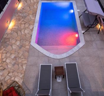 Kanoni Villa | Oceanfront Villa Helxis: Family-Friendly with Pool & Views