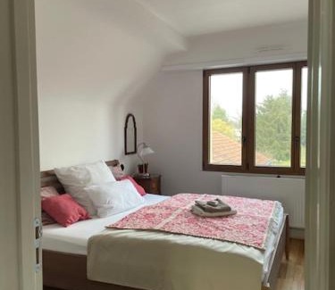 La Celle-sous-Gouzon Bed & Breakfast | Villa Henrita im Elsass