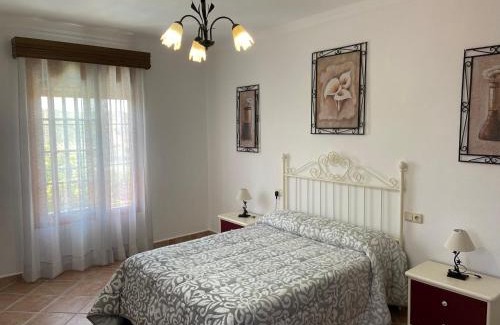 Valle de Abdalagis House | Villa Hierbabuena: 4-Star Retreat with Pool and Hot Tub