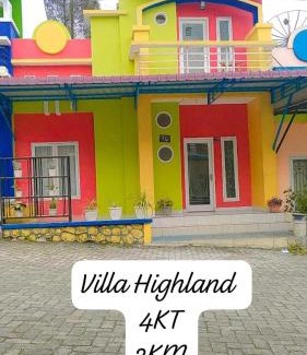 Berastagi Villa | Cozy Villa Highland No 7 with Pool & Hot Tub in Berastagi