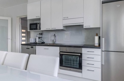 Sappee House | Relax at Villa Hirvas: Lake View, Spa & Family-Friendly