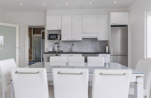 Sappee House | Relax at Villa Hirvas: Lake View, Spa & Family-Friendly