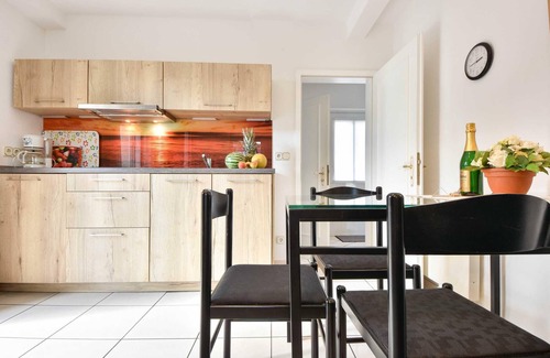 Seebad Heringsdorf Apartment | Cozy Villa Hohe Düne 09 with Ocean View & Terrace