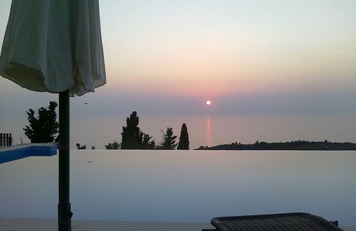 Lefkas Villa | Villa Horizon: Breathtaking Sunset Views of the Ionian Sea