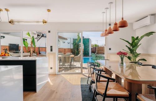 Biarritz Villa | Villa Horizonte: 4-Star Oasis with Pool & Hot Tub