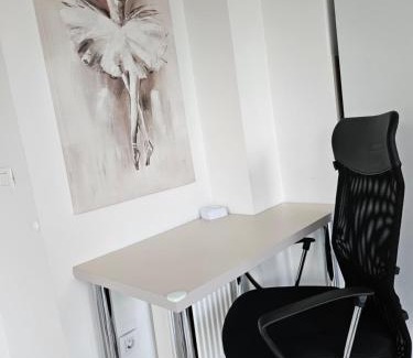 Skopje Villa | Villa Hris: Family-Friendly Retreat with WiFi & Netflix