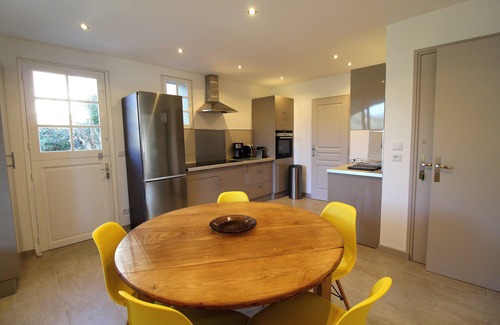 Sainte-Lucie-de-Tallano House | Villa Indivuelle: Scenic Views & Family-Friendly Amenities