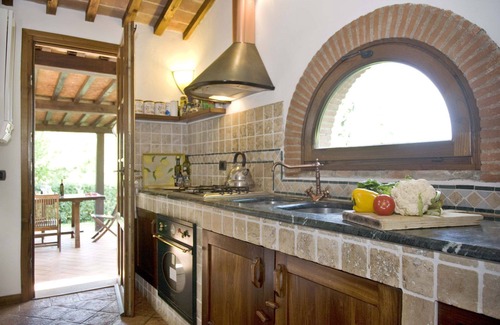 Montopoli in Val d'Arno Villa | Idyllic Villa in Montopoli with Private Pool & Pet Friendly