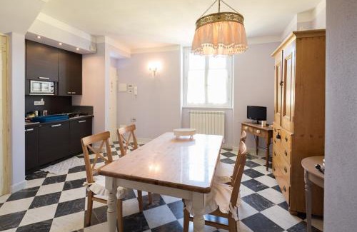 Bocca di Magra Apartment | Villa I Poggioli: Guest Rated 10/10 with Family-Friendly Amenities