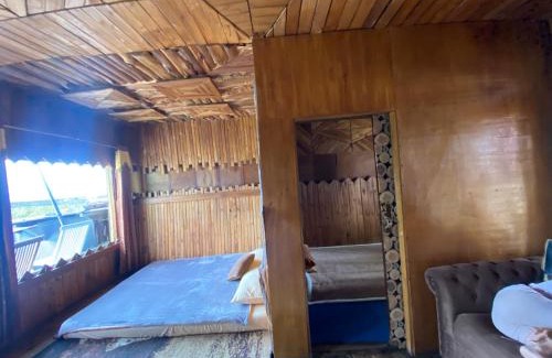 Rancabali House | Family-Friendly Retreat at Villa Kayu Aqila Awaits You